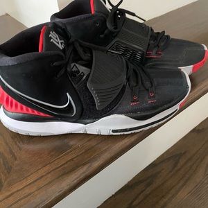 Kyrie Irving Men’s basketball shoes